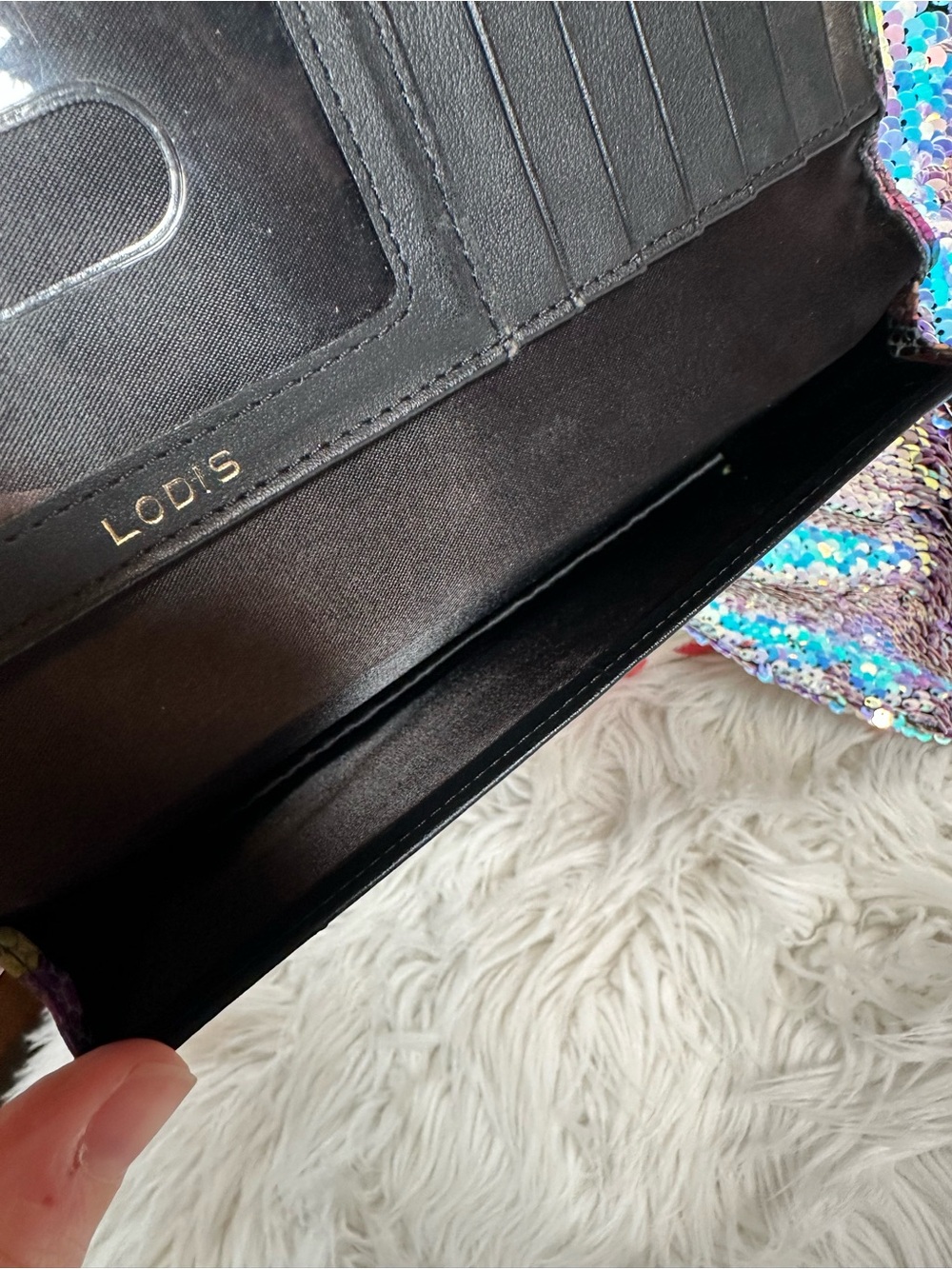 Lodis • Tropical Floral Textured Bi-Fold Wallet - Picture 5 of 14